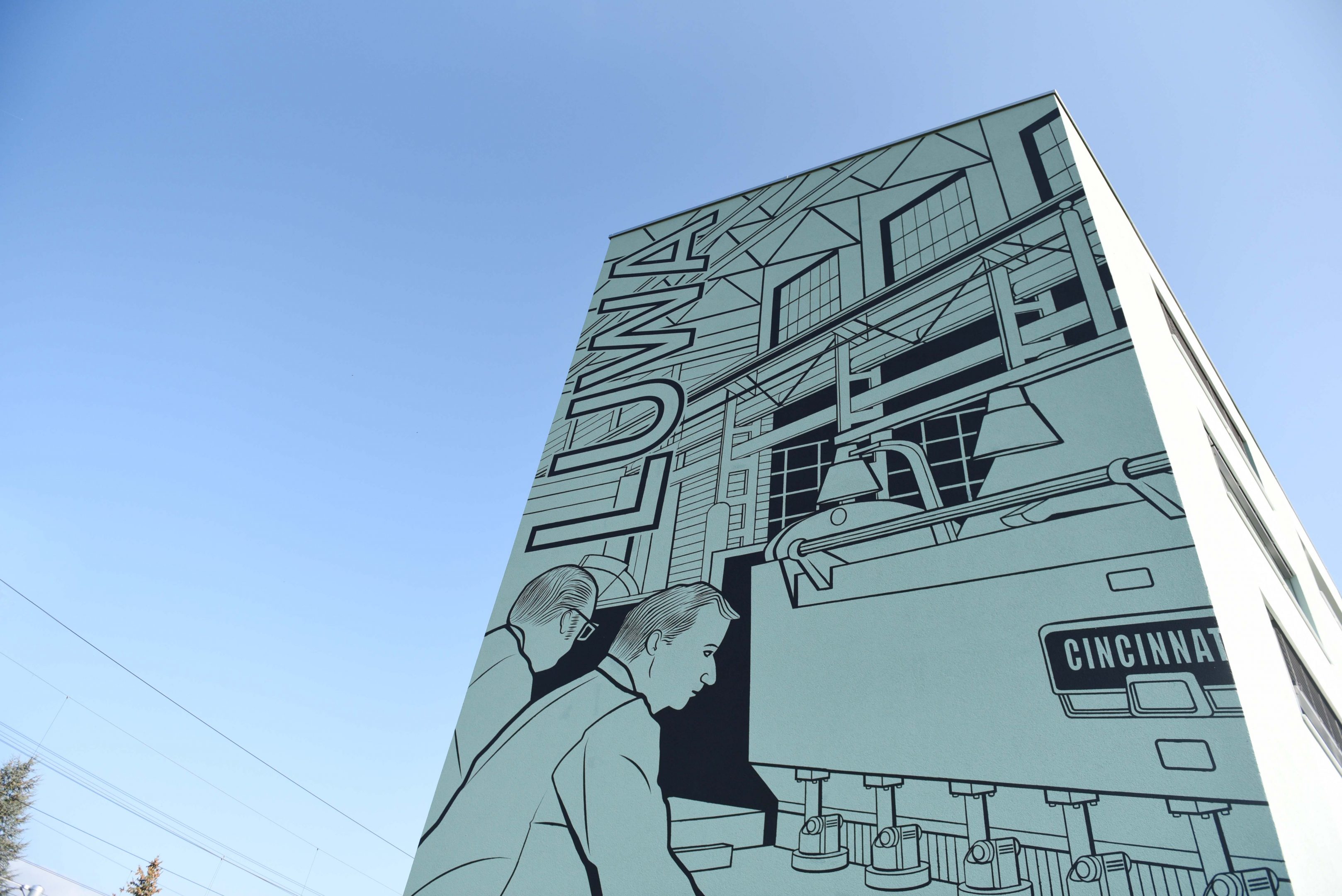 Allianz Suisse luwa Illustration auf einer Fassadenbeschriftung