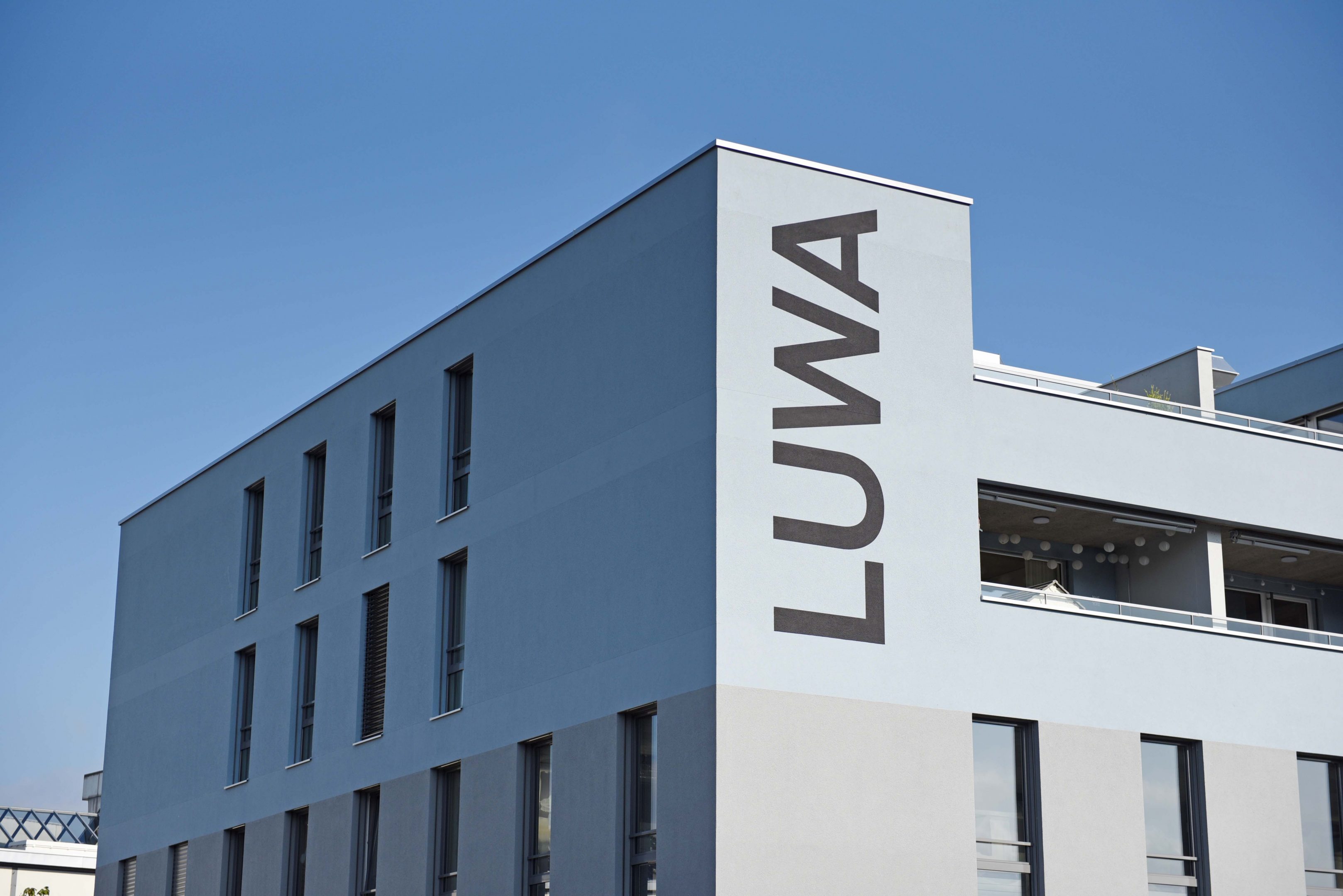 Allianz Suisse Luwa Signaletik Fassadenbeschriftung