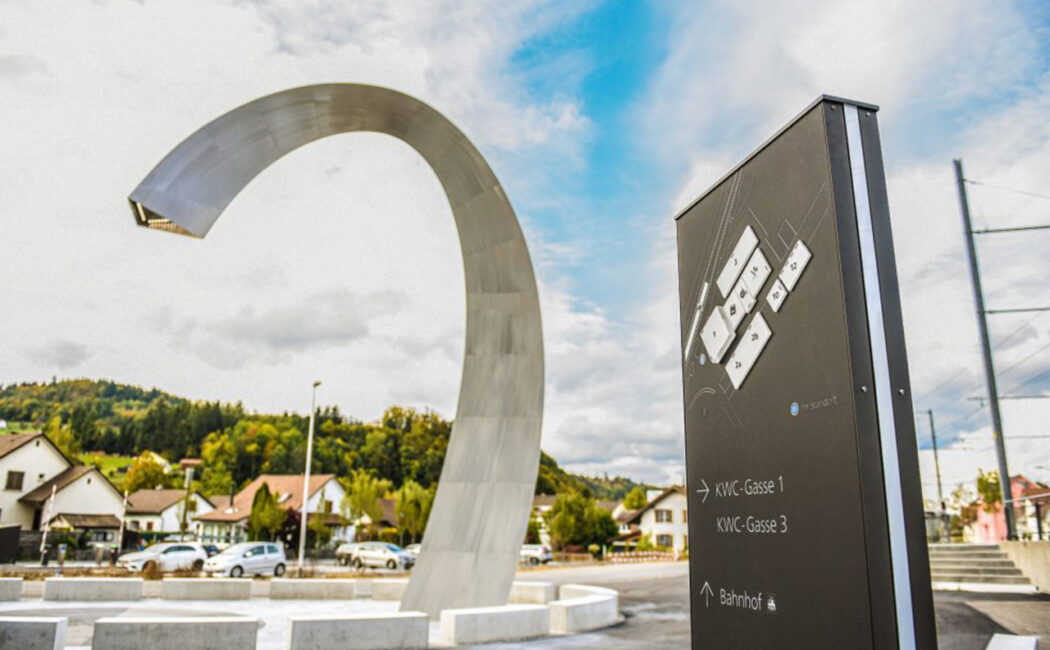 Signaletikkonzept mit Kunst von Gabriela von Habsburg